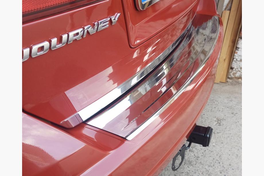Dodge Journey 2008–2020 RVS sierlijst voor achterbumper Carmos (RVS) Foto 5