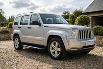 Jeep Cherokee/Liberty 2007–2013 Sunrise side steps (set van 2, aluminium) foto 1