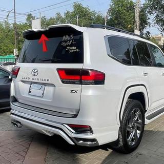 Modelista spoiler Toyota Land Cruiser 300 2021– foto 1