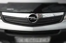 Opel Vivaro 2001–2015 Winterafdekking voor grille 2007-2015 (V2, bovenste) Mat foto 3