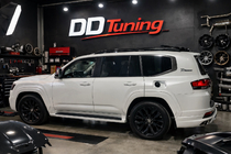 Toyota Land Cruiser 300 2021– VXR bodykit set foto 4