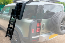 Land Rover Defender 2019– Zijsteps foto 1