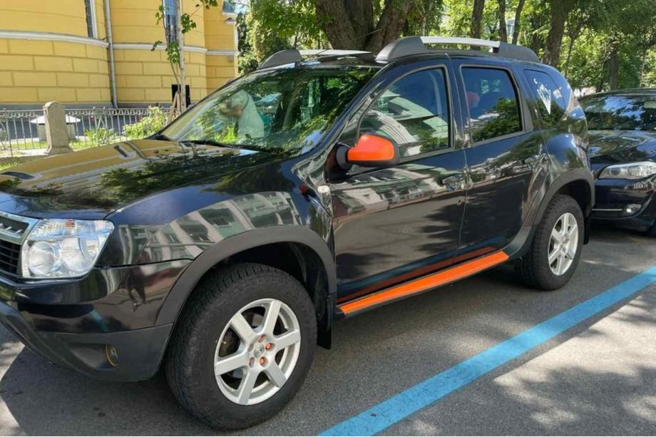 Renault Duster 2008–2017 Wielkastverbreders (4 stuks, zwart ABS) Foto 3