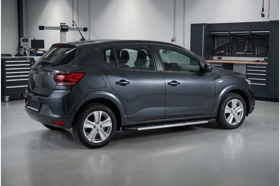 Dacia Sandero 2021– Duru side steps (2 stuks, aluminium) Image
