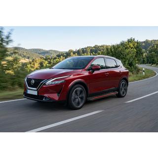 Side steps Maya Red (2 stuks, aluminium) Nissan Qashqai 2021– foto 1