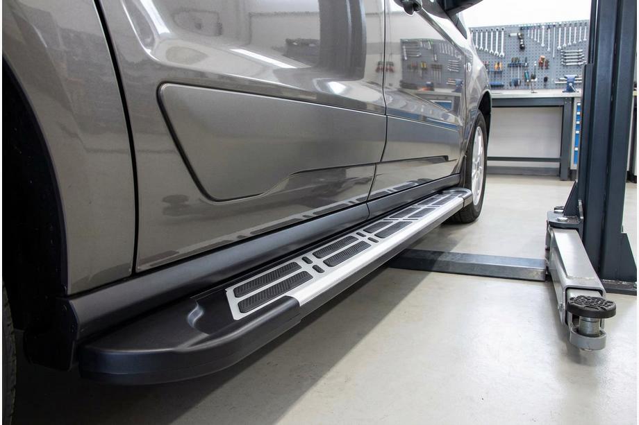 Volkswagen Caddy 2020– Sunrise side steps (set van 2, aluminium) Image