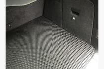 Volkswagen Touareg 2010–2018 Kofferbakmat V1 (EVA, zwart) foto 2