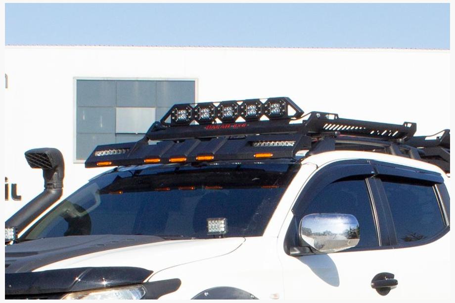 Nissan Navara/NP300 2016– Zonneklep voor de voorruit (LED) Image