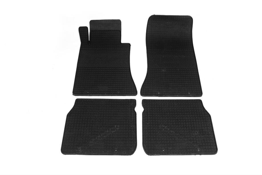 Mercedes E-class W124 1984–1997 Rubberen vloermattenset (4 stuks, Polytep) Image