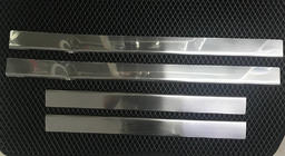 Mercedes E-class W124 1984–1997 AFGEPRIJSD! Carmos dorpellijsten (set 4 stuks, RVS) foto 1