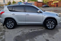 Toyota Rav 4 2006–2013 Wielkast-/spatbordrandlijsten (4 stuks, zwart, ABS-kunststof) foto 1