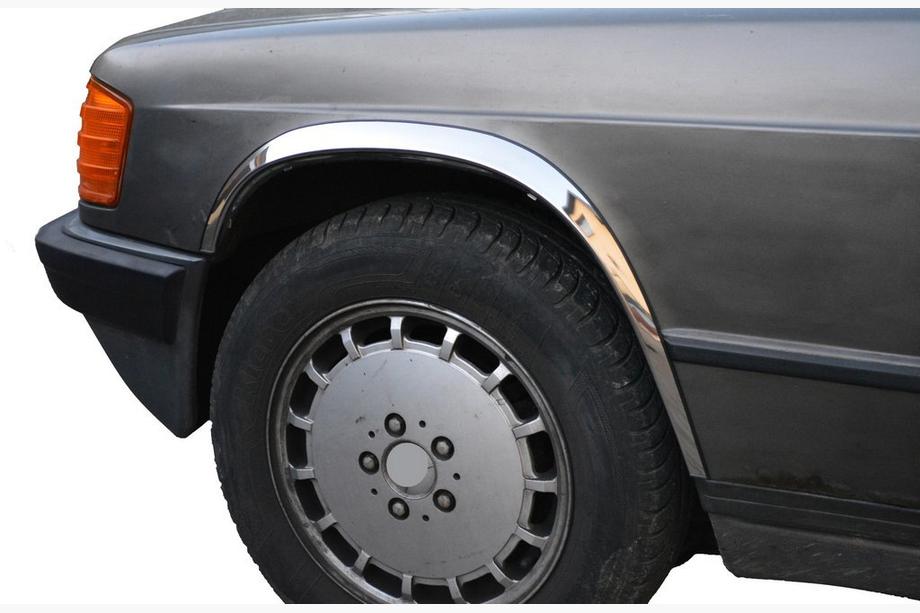 Mercedes W201 (190) 1982–1993 Wielkastlijsten 1982-1989 (4 stuks, RVS) Foto 1