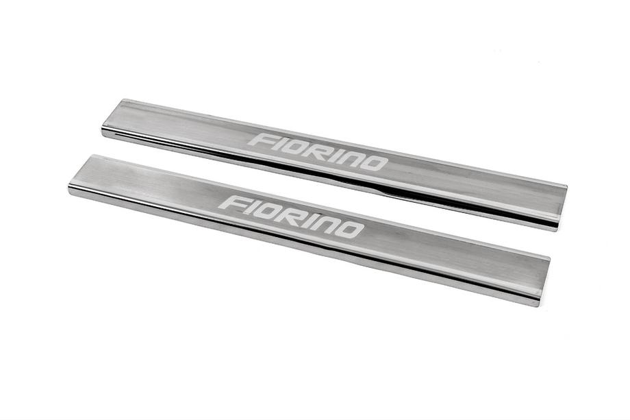 Fiat Fiorino/Qubo 2008–2024 Carmos V3 RVS instaplijsten (2 stuks) Image