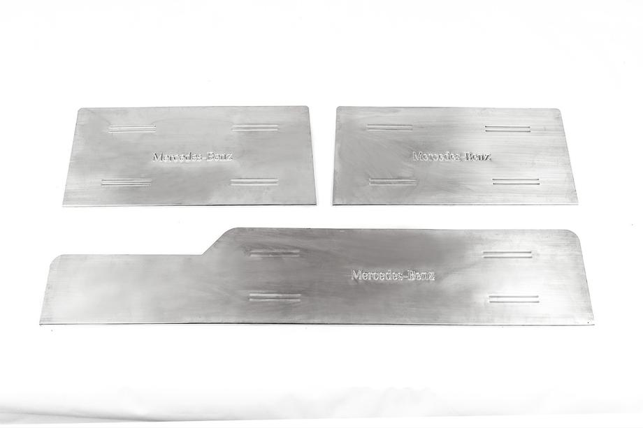 Mercedes Sprinter W901/902/903/904/905 1995–2006 Interieur instaplijsten Carmos V2 (3 stuks, RVS) Foto 2