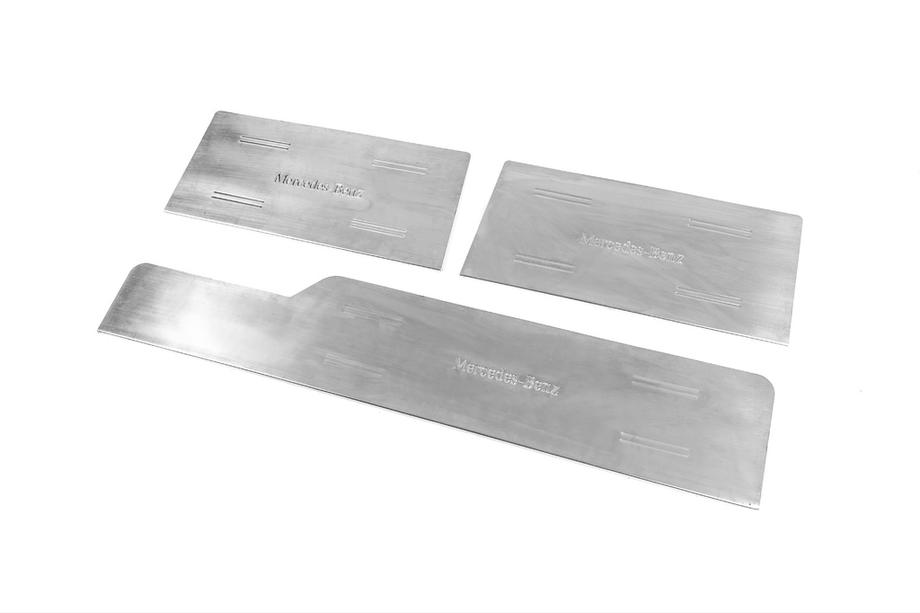 Mercedes Sprinter W901/902/903/904/905 1995–2006 Interieur instaplijsten Carmos V2 (3 stuks, RVS) Foto 1