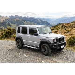 Side steps Allmond Grey (set van 2, aluminium) Suzuki Jimny 2018– foto 1