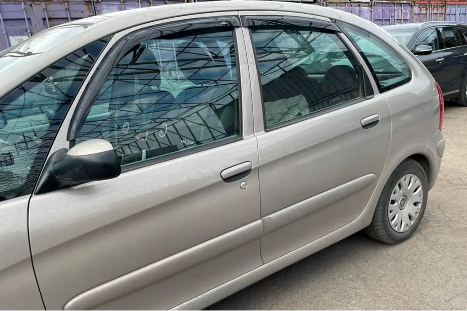 Citroen Xsara Picasso 1999–2012 Raamdeflectoren (4 stuks, HIC) Image