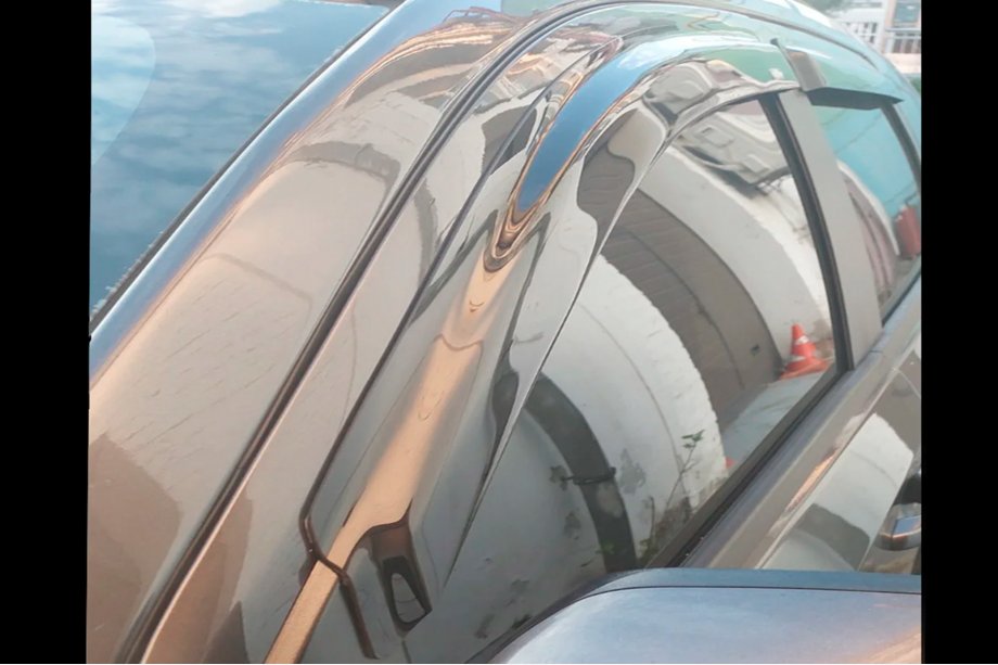 Dodge Journey 2008–2020 Raamdeflectoren (4 stuks, HIC) Foto 9