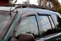 Jeep Grand Cherokee WJ 1999–2004 Raamdeflectoren (4 stuks, HIC) foto 4