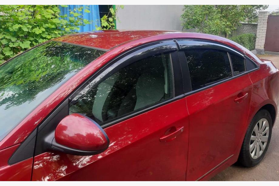 Chevrolet Cruze 2009–2015 Raamwindschermen SD (4 stuks, Sunplex) Image