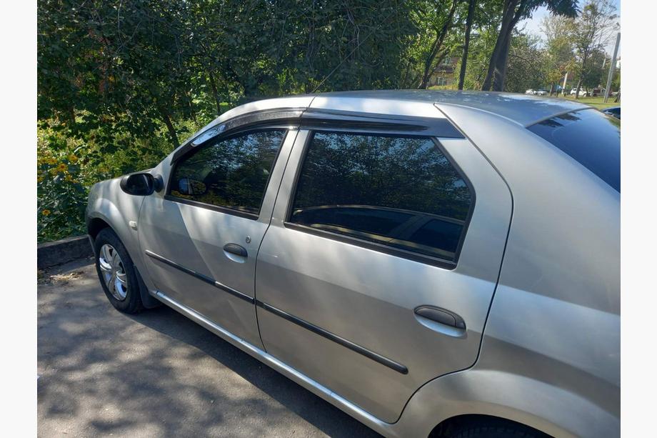 Renault Logan I 2005–2008 Raamdeflectoren (4 stuks, Sunplex Sport) Foto 7