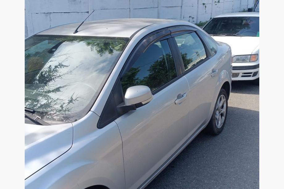 Ford Focus II 2005–2008 Raamwindschermen SD/HB (4 stuks, Sunplex Sport) Image