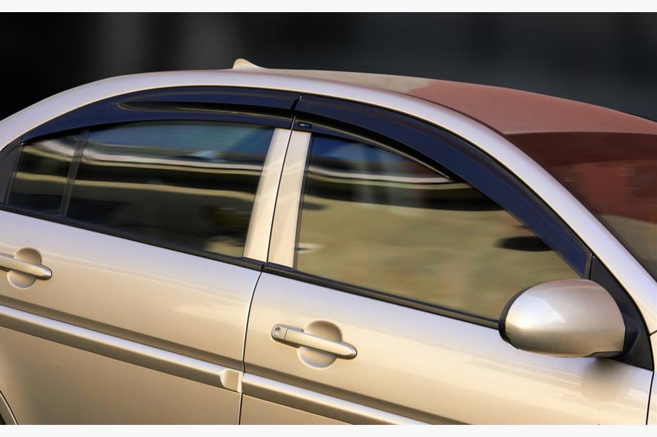Hyundai Accent 2006–2010 Raamdeflectoren (4 stuks, Sunplex Sport) Foto 1