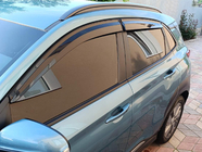 Hyundai Kona 2017–2023 Raamdeflectoren (4 stuks, Sunplex Sport) foto 4