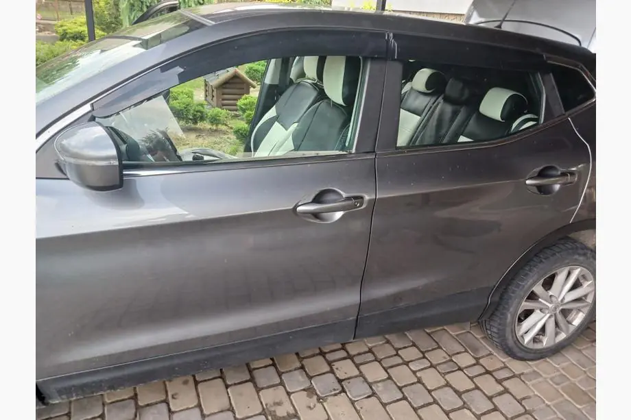 Nissan Qashqai 2014–2021 Raamdeflectoren (4 stuks, Sunplex Sport) Image