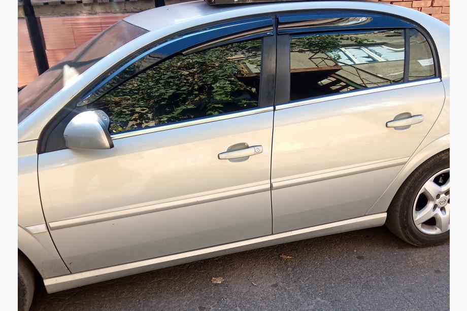 Opel Vectra C 2002–2008 Ruitwindschermen SD (4 stuks, Sunplex Sport) Foto 11