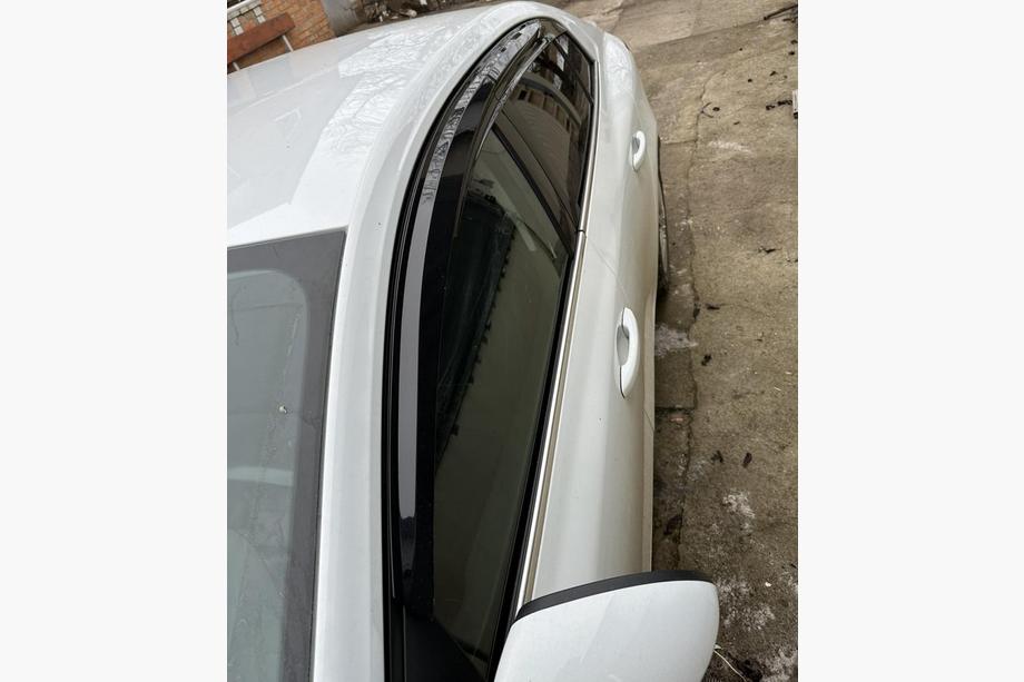 Renault Megane IV 2016–2025 Ruitwindschermen SD (4 stuks, Sunplex Sport) Image