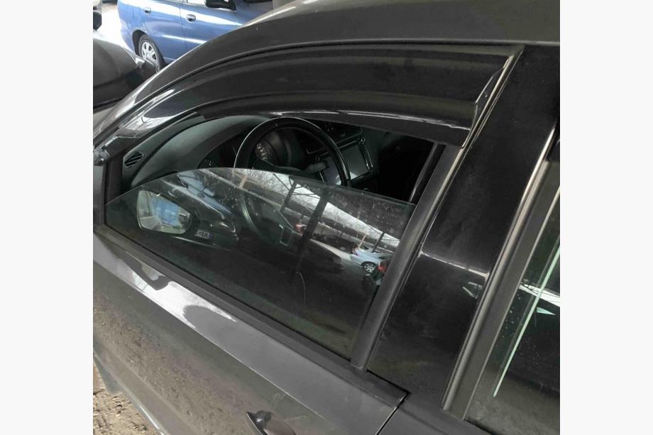 Volkswagen Polo 2010–2017 Raamwindschermen HB (set 4 stuks, Sunplex Sport) Image