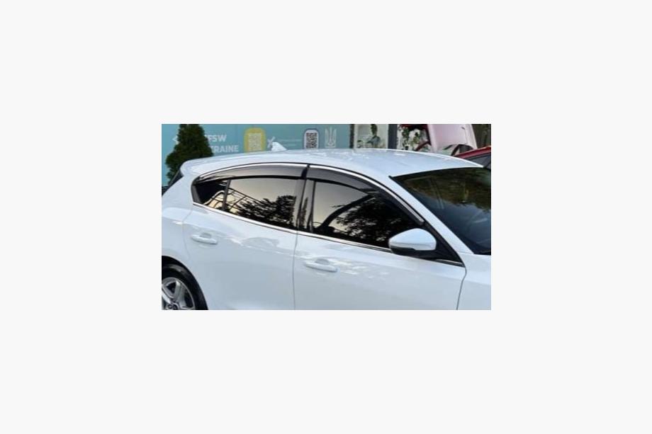 Ford Focus IV 2018– Raamwindschermen met chromen sierlijst HB/SD (4 stuks, Sunplex Chrome) Foto 2
