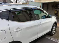 Nissan Qashqai 2014–2021 Raamdeflectoren met chromen sierlijst (4 stuks, Sunplex Chrome) foto 6