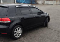 Volkswagen Golf 5 2003–2009 Raamdeflectoren met chromen sierlijst (4 stuks, Sunplex Chrome) foto 5