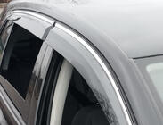 Volkswagen Golf 5 2003–2009 Raamdeflectoren met chromen sierlijst (4 stuks, Sunplex Chrome) foto 2