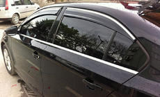 Volkswagen Jetta 2011–2018 Raamdeflectoren met chromen sierlijst (4 stuks, Sunplex Chrome) foto 1