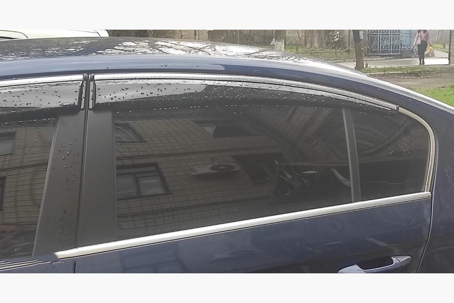 Volkswagen Passat B7 2012–2015 Zijruit winddeflectoren met chroomlijst SD (4 stuks, EU, Sunplex Chrome) Foto 3