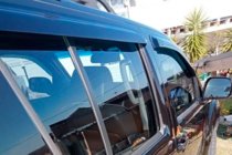 Nissan Pathfinder R51 2005–2014 Raamdeflectoren (4 stuks, HIC) foto 2