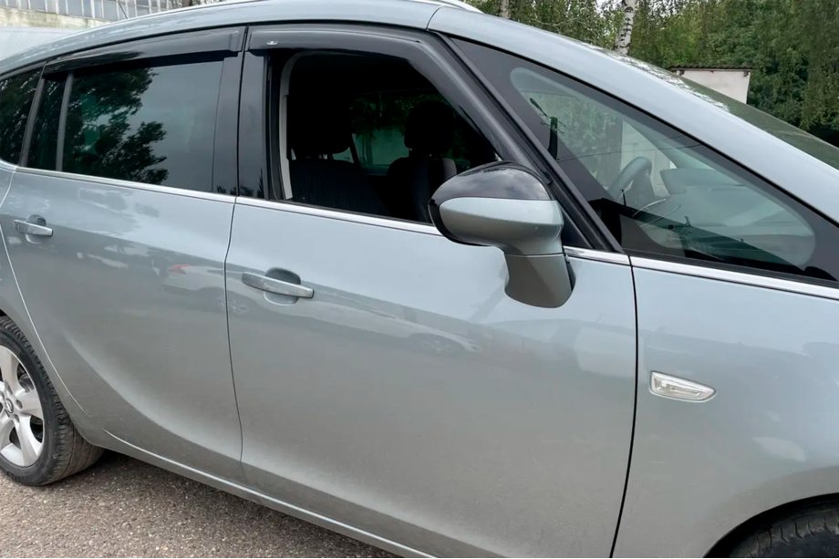 Opel Zafira C Tourer 2011–2019 Raamdeflectoren (4 stuks, HIC) Image