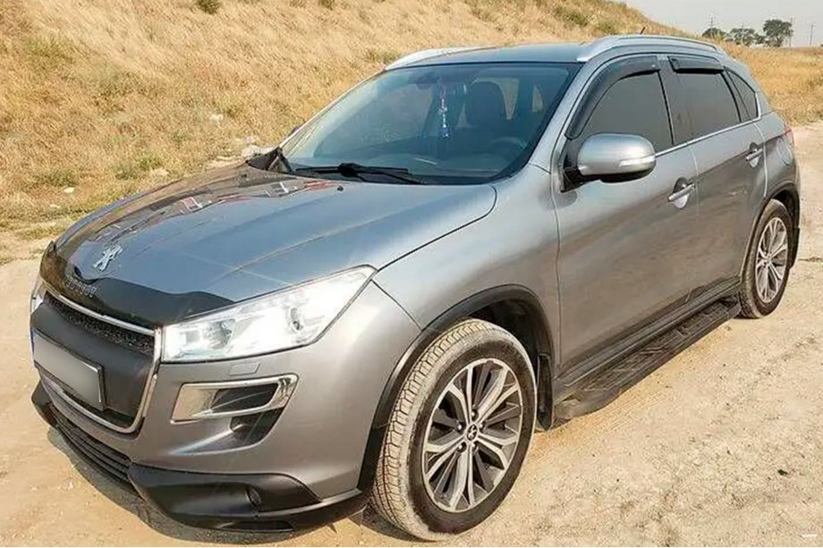 Peugeot 4008 2012–2017 Raamdeflectoren (4 stuks, HIC) Image