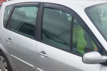 Renault Scenic/Grand 2003–2009 Raamdeflectoren (4 stuks, HIC) foto 9
