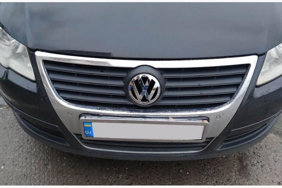 Volkswagen Passat B6 2006–2012 Voorembleem V1 3C0853601C Image