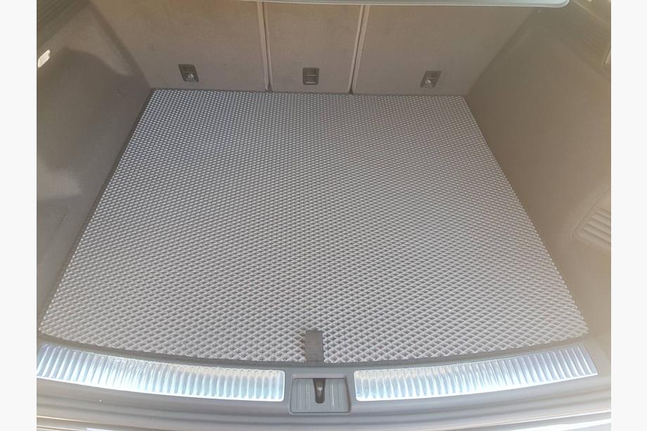 Volkswagen Touareg 2018– Kofferbakmat (EVA, zwart) Image