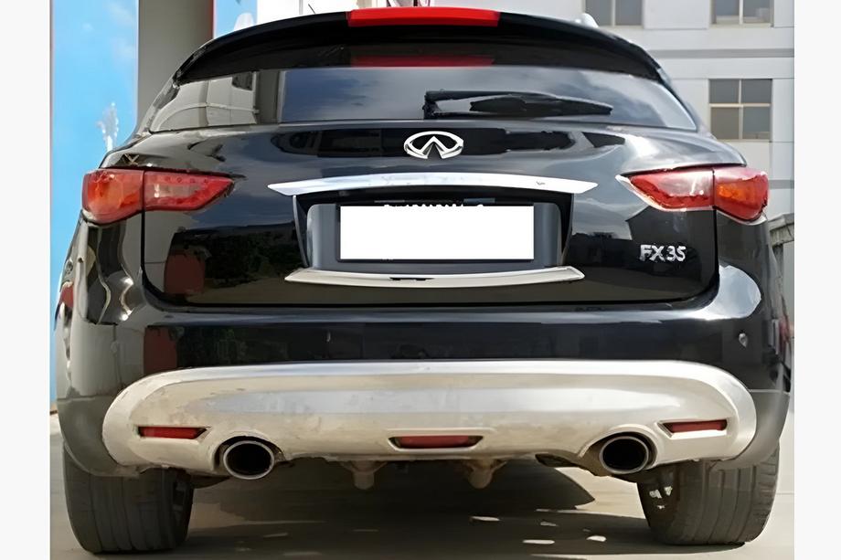 Infiniti QX70 2013–2019 Achterste afdekking Libao (kunststof) Foto 1