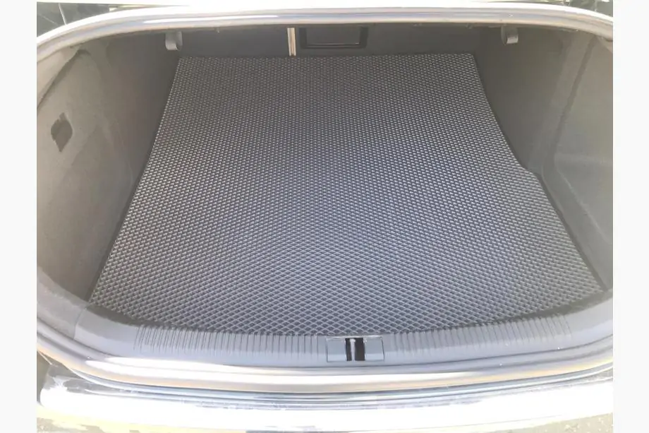 Audi A6 C6 2004–2011 Kofferbakmat Sedan (EVA, zwart) Image