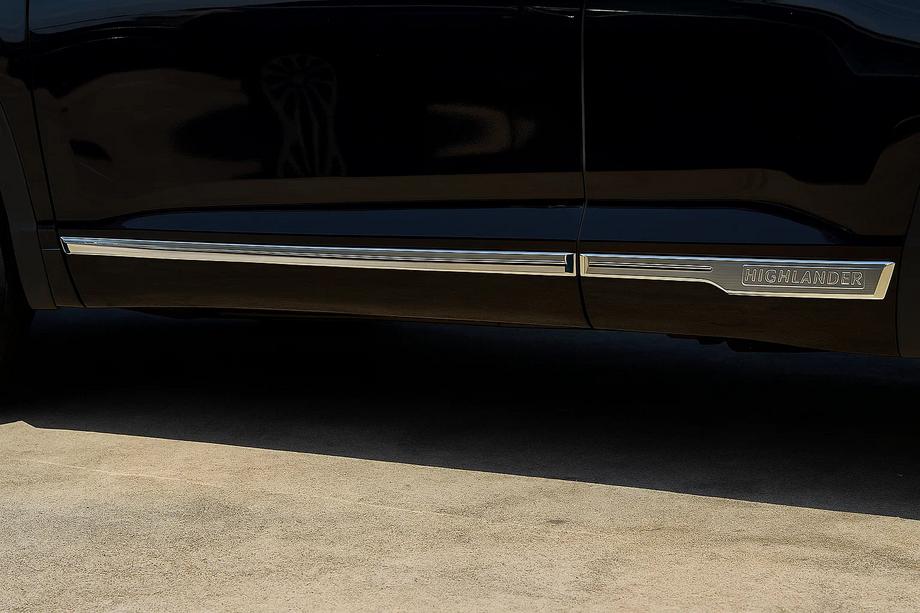 Toyota Highlander 2013–2019 Chromen deurlijsten Libao (ABS) Image