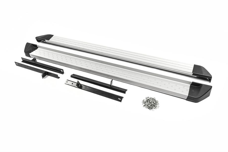 Nissan Qashqai 2007–2010 OEM side steps (set van 2) Image