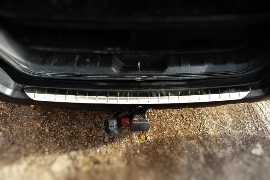 Nissan X-trail T31 2007–2014 Achterbumperbeschermer Libao (RVS) Image