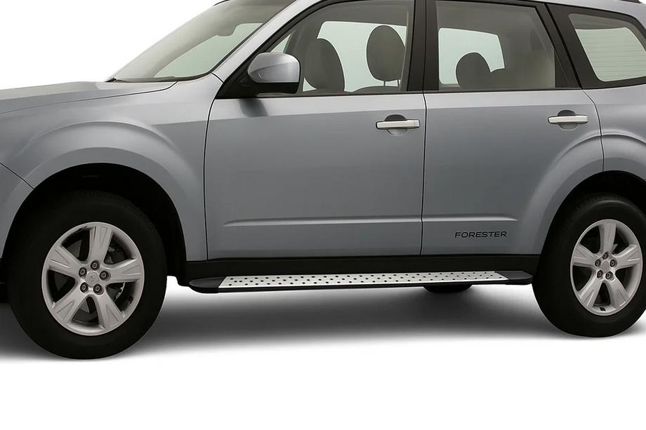 Subaru Forester 2008–2013 BMW-style side steps Image